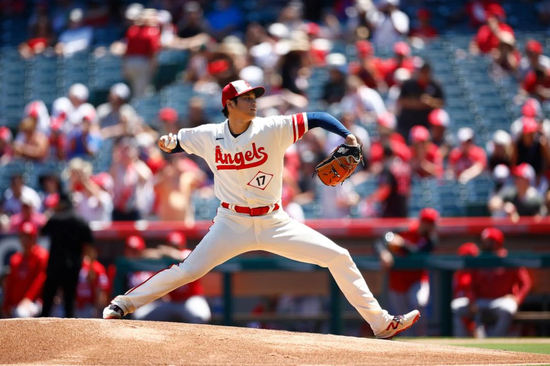 关于【大谷翔平闪耀赛场】双向球员大谷翔平助队取胜的信息
